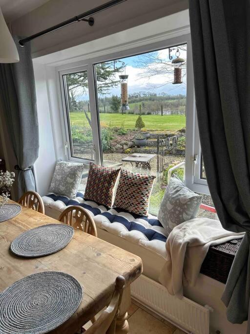 Wooden Cottage With Lake View Enniskillen Luaran gambar