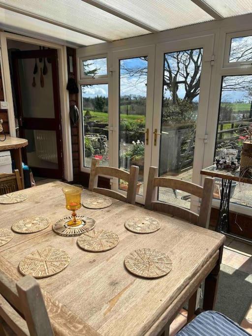 Wooden Cottage With Lake View Enniskillen Luaran gambar