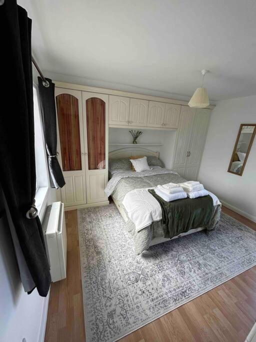 Wooden Cottage With Lake View Enniskillen Luaran gambar