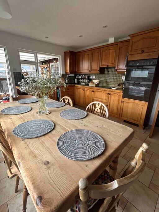 Wooden Cottage With Lake View Enniskillen Luaran gambar
