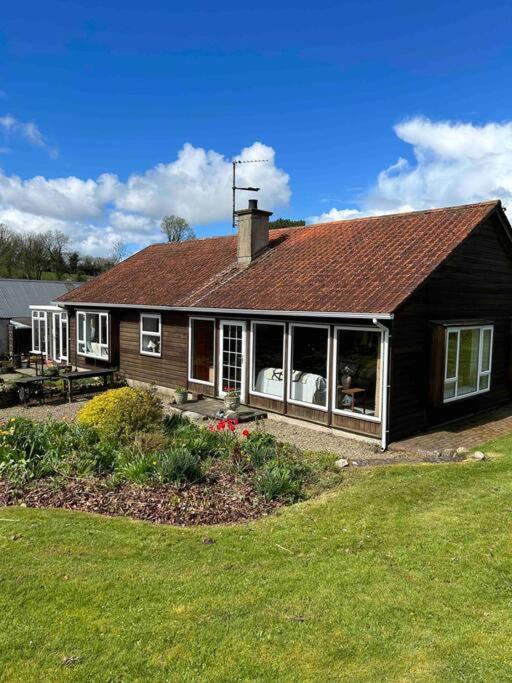 Wooden Cottage With Lake View Enniskillen Luaran gambar